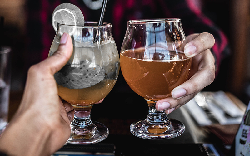 MAN　WELCOME　DRINK